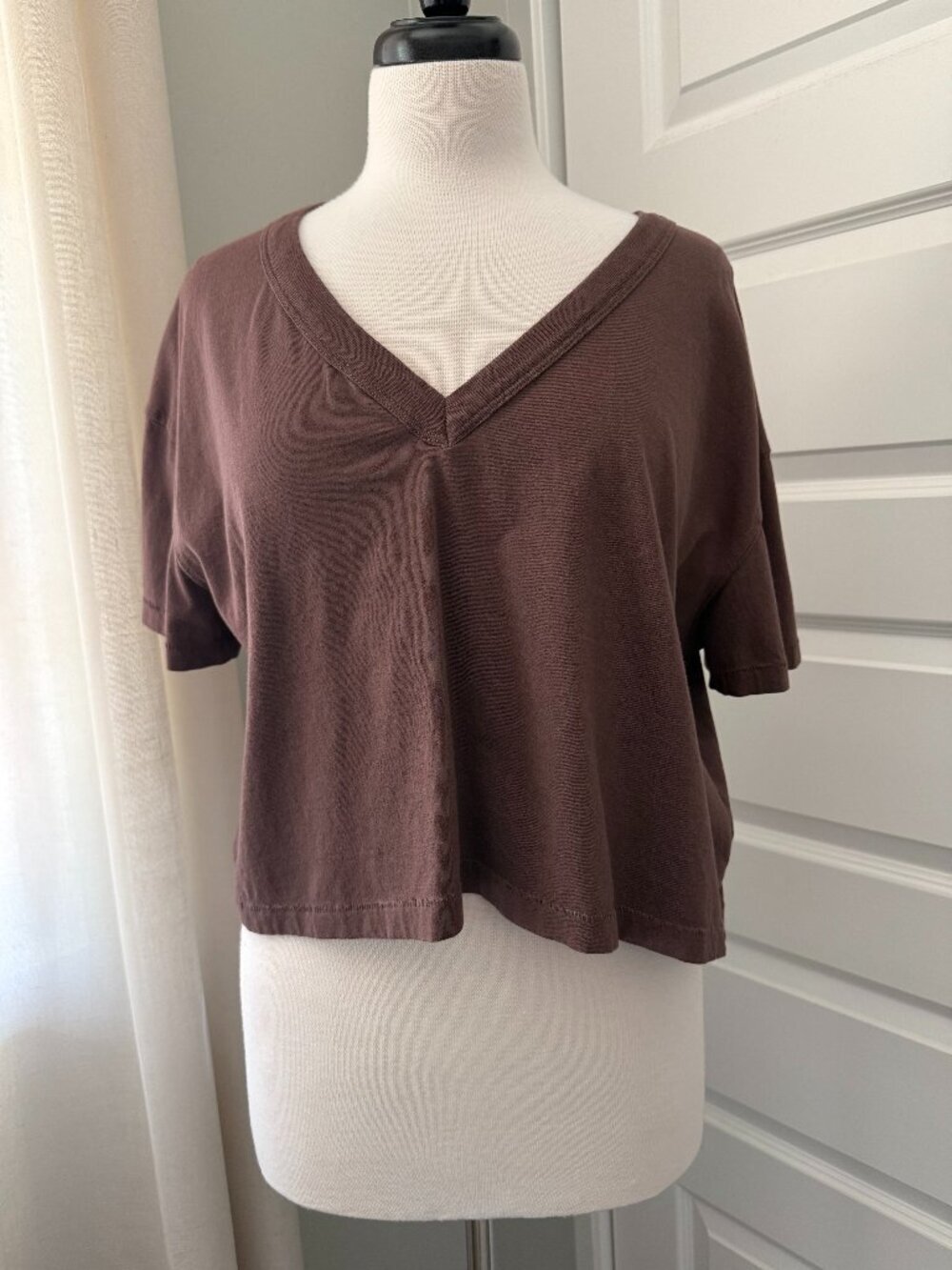 Nuuds Boxy V-Neck Tee : Medium - Picture 2 of 5